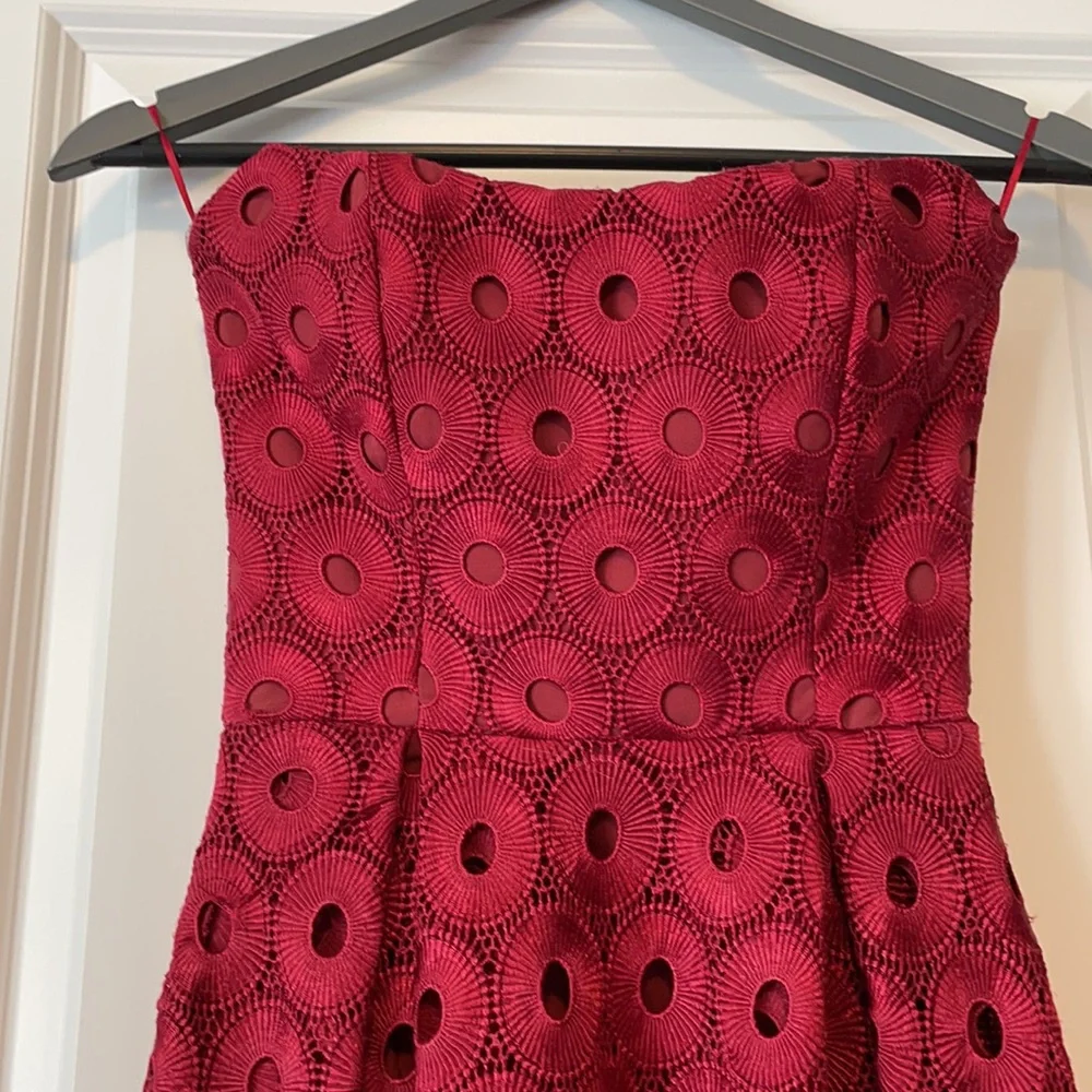 NICHOLAS dress. - Picture 3 of 5
